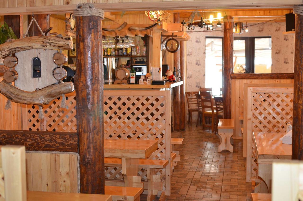 Taverna Ceahlau Дурау Экстерьер фото